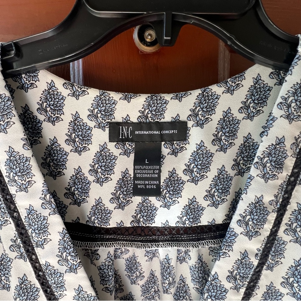 INC International Concepts blouse - blue and white - Picture 3 of 4